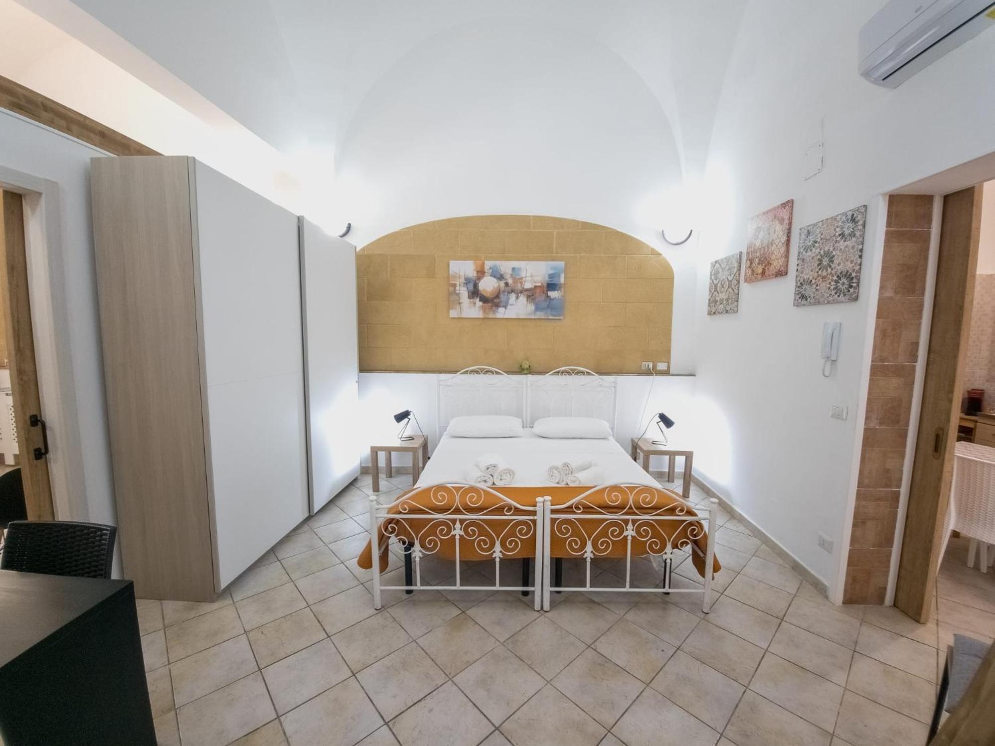 Apartamento La Dimora Del Pumo Lecce Exterior foto